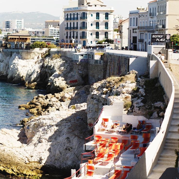 Family terraces and cafés for calm evenings in Ottawa